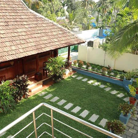 Cherai Beach Palace Eksteriør billede